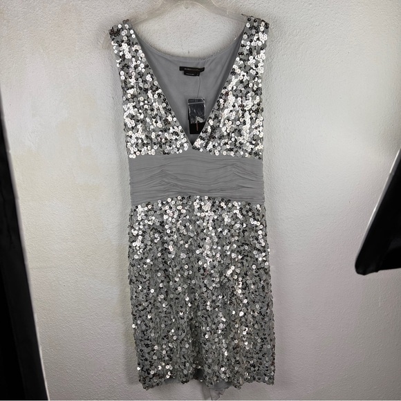 BCBGMAXAZRIA StunningSequined NWT Evening Dress. Size Large. Silk tie & waist - Picture 5 of 8